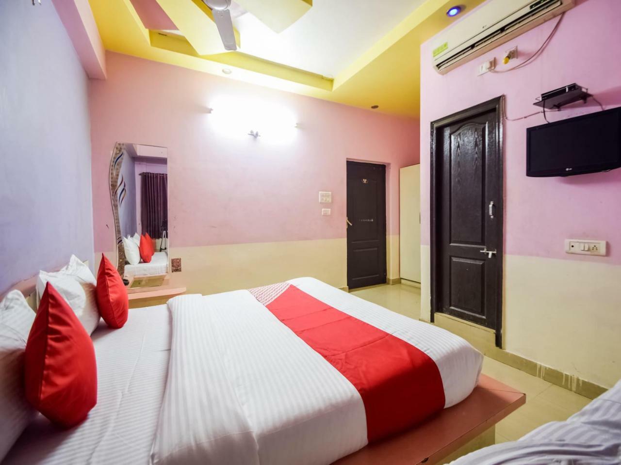 Hotel Palak Palace Udaipur Kültér fotó
