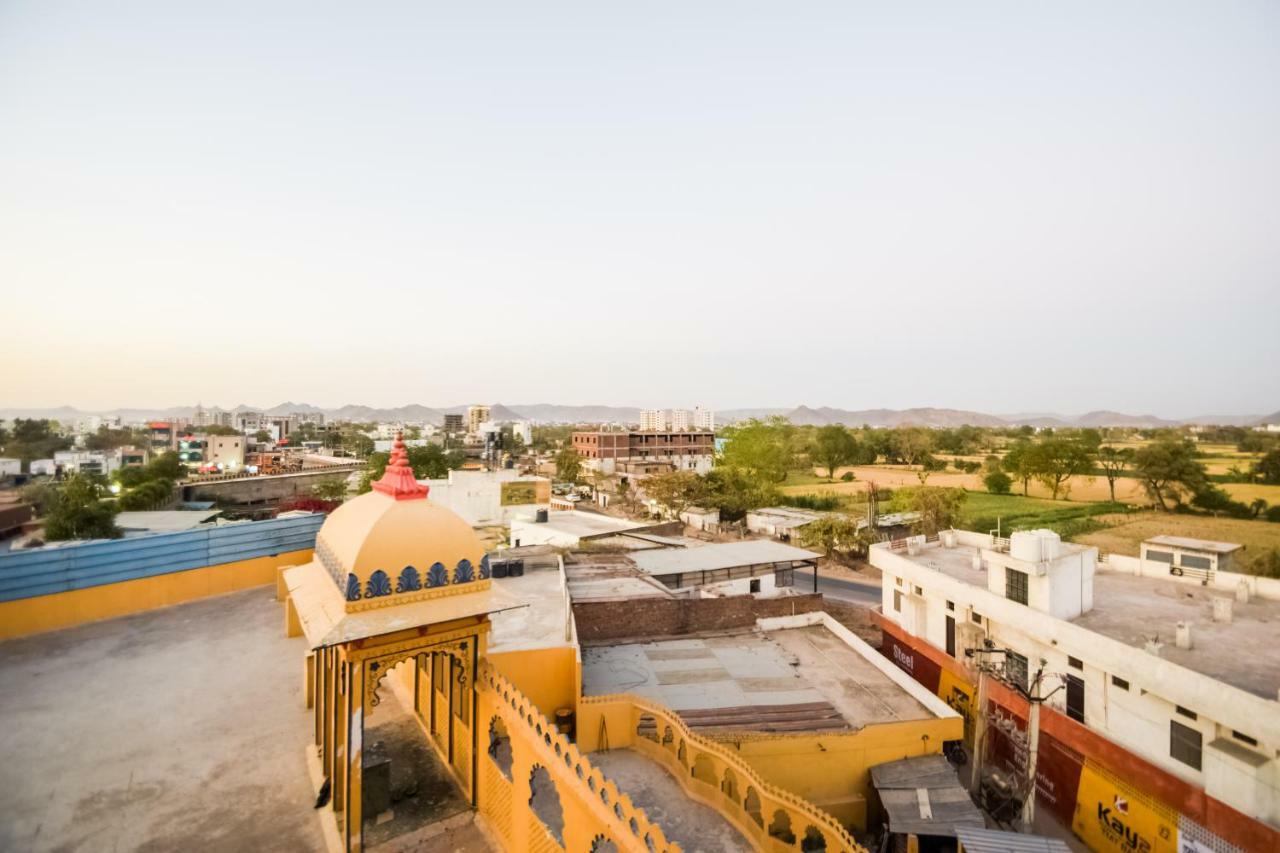 Hotel Palak Palace Udaipur Kültér fotó