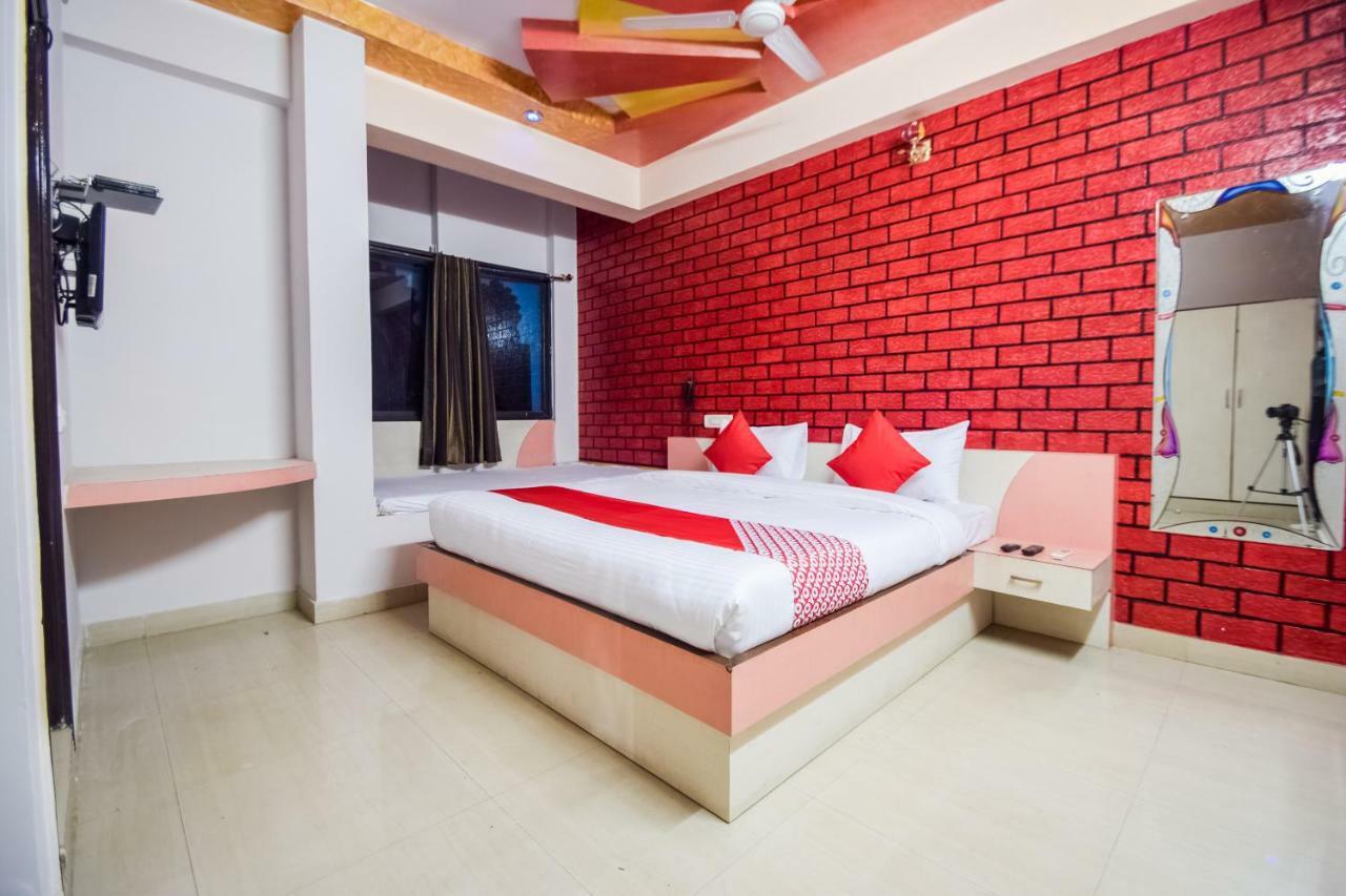 Hotel Palak Palace Udaipur Kültér fotó